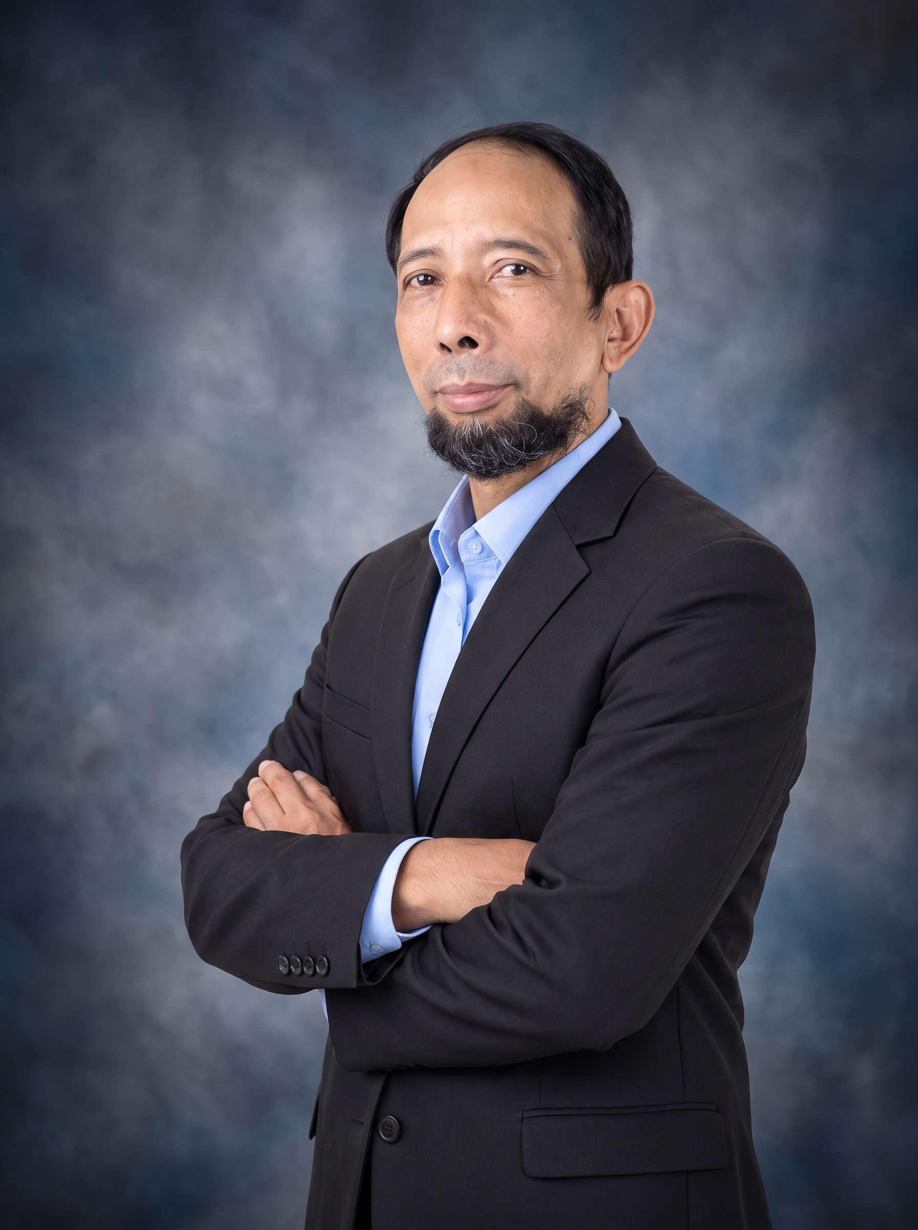 Dr. Ir. Nova Risdiyanto Ismail, S.T., M.T.